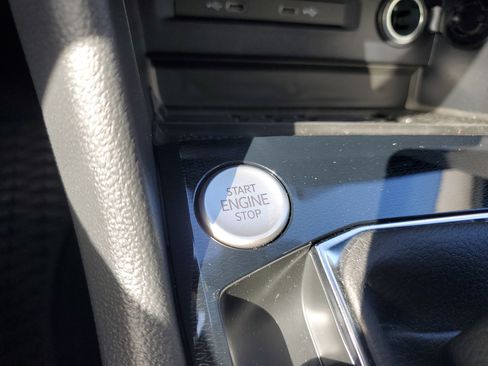 New 2025 Volkswagen Taos SE image 26