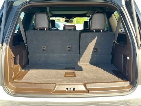Used 2024 Ford Expedition Max King Ranch AWD/4WD image 28