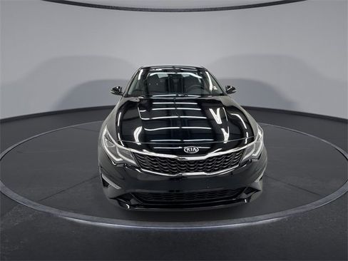 Used 2019 Kia Optima LX image 3