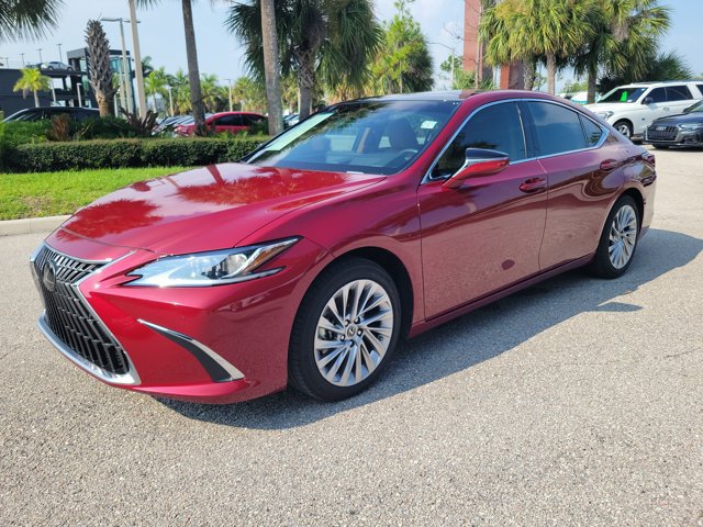Used 2024 Lexus ES 350 w/ Technology Package FWD image 4