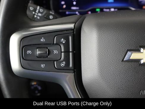 Used 2023 Chevrolet Silverado 1500 LT AWD/4WD image 8
