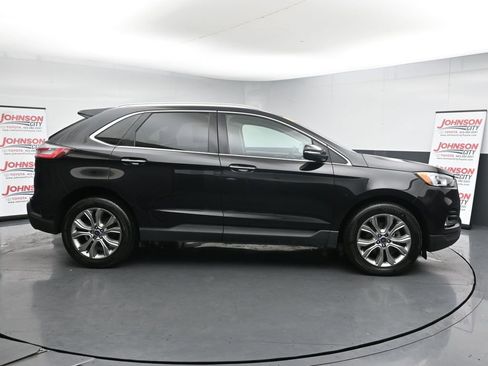 Used 2019 Ford Edge Titanium w/ Cargo Accessory Package FWD image 9