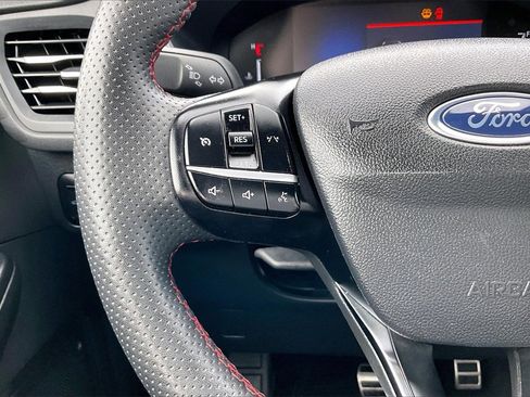 Certified 2023 Ford Escape ST-Line image 10