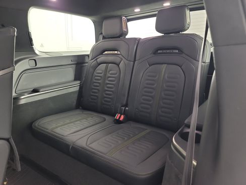 Used 2024 Rivian R1S Adventure AWD/4WD image 22