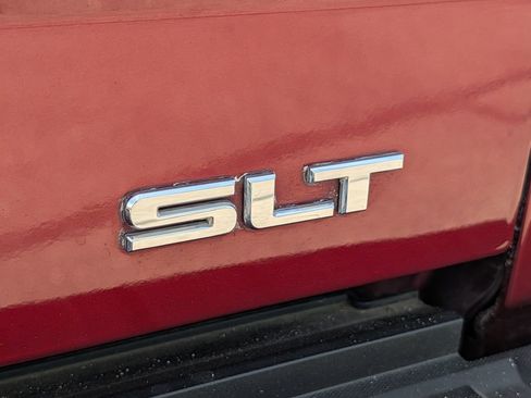Used 2016 GMC Sierra 1500 SLT w/ SLT Premium Package AWD/4WD image 12