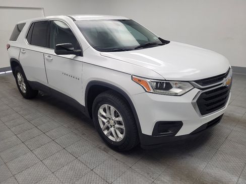 Used 2021 Chevrolet Traverse LS FWD image 13