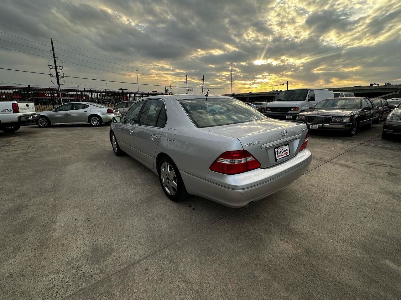 Used 2004 Lexus LS 430 RWD image 3