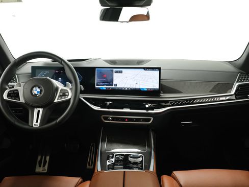Used 2026 BMW X7 M60i AWD/4WD image 8