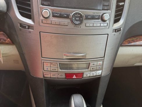 Used 2010 Subaru Outback 3.6R Limited AWD/4WD image 16