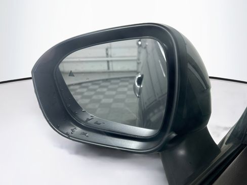 Used 2023 Nissan Rogue SV FWD image 16