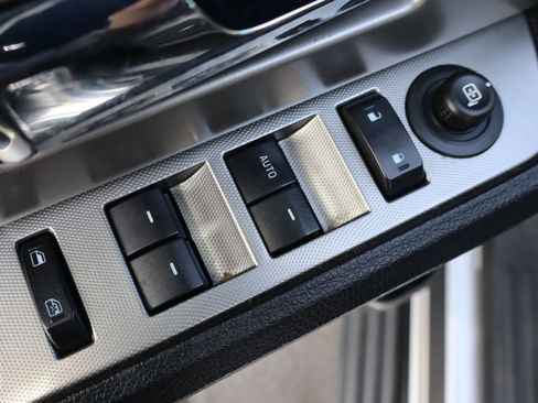 Used 2015 Ford Expedition EL XLT w/ Equipment Group 202A image 29