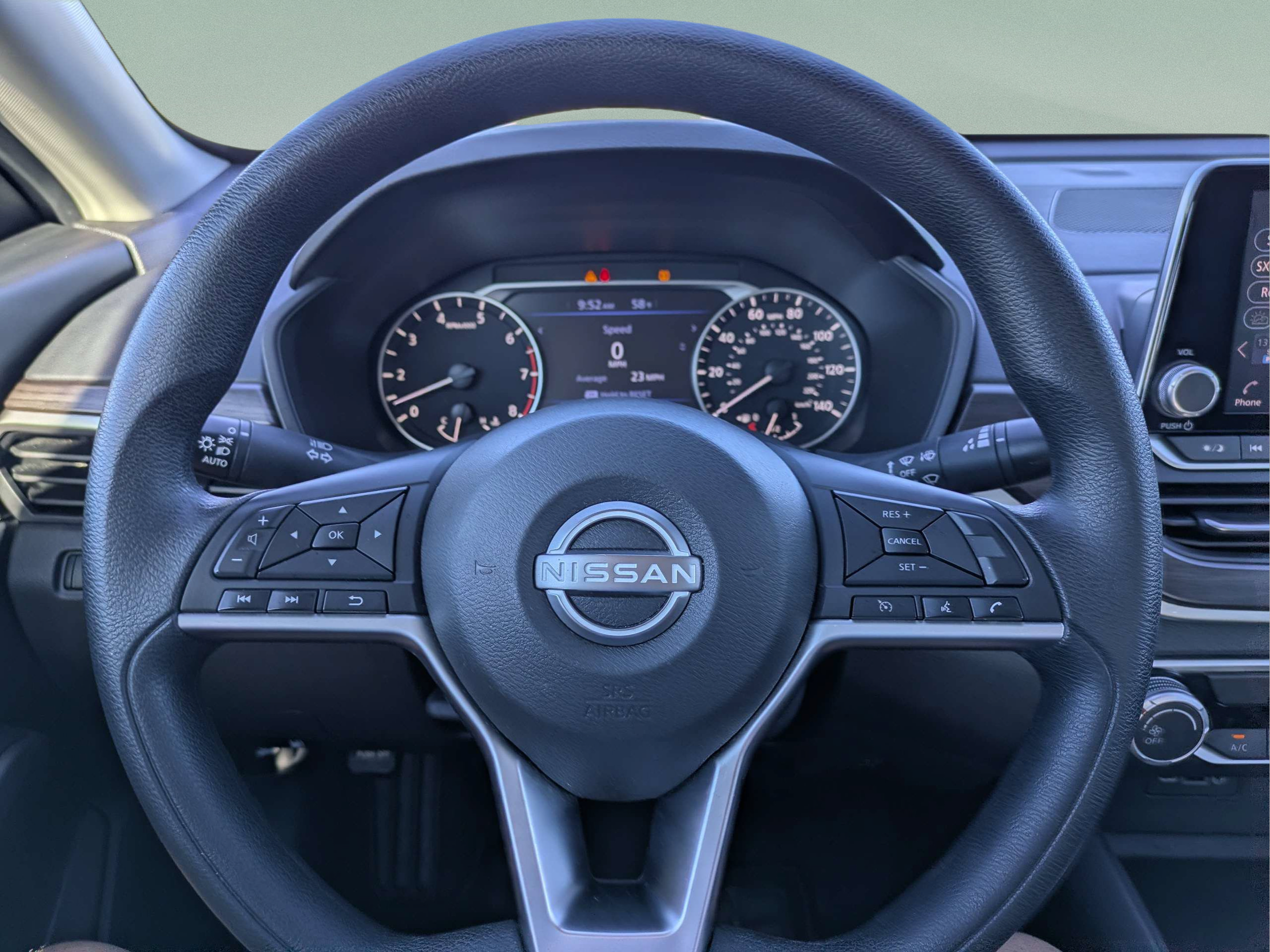 Used 2025 Nissan Altima 2.5 SV FWD image 23