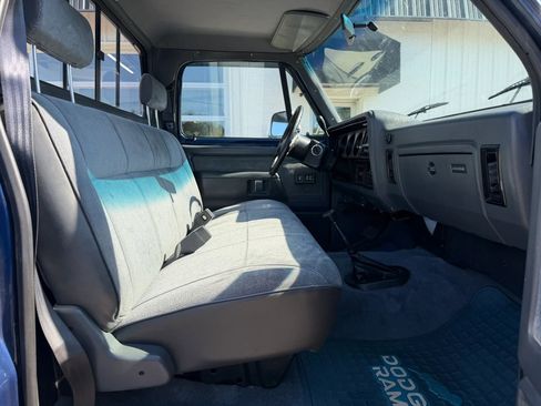 Used 1993 Dodge D/W Truck 250 AWD/4WD image 10