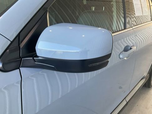 Certified 2023 Honda Pilot Elite image 3