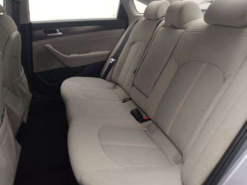 Used 2017 Hyundai Sonata Sport image 18