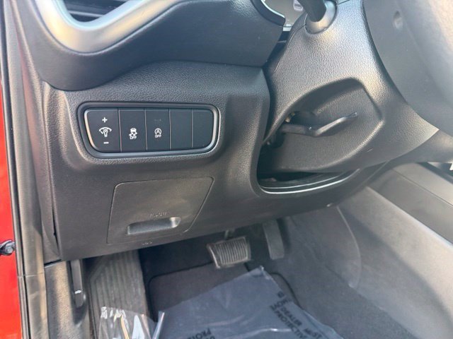 Used 2024 Kia Soul LX w/ Option Group 015 FWD image 14