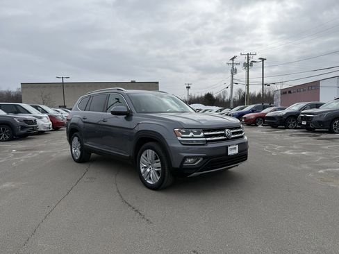 Used 2019 Volkswagen Atlas SEL Premium image 3