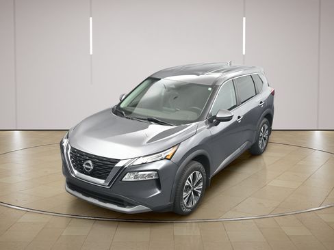 Certified 2022 Nissan Rogue SV AWD/4WD image 30