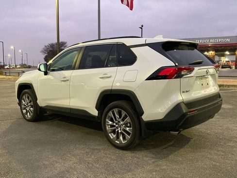 Certified 2024 Toyota RAV4 XLE Premium image 7