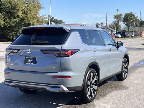 New 2026 Mitsubishi Outlander SE FWD image 4