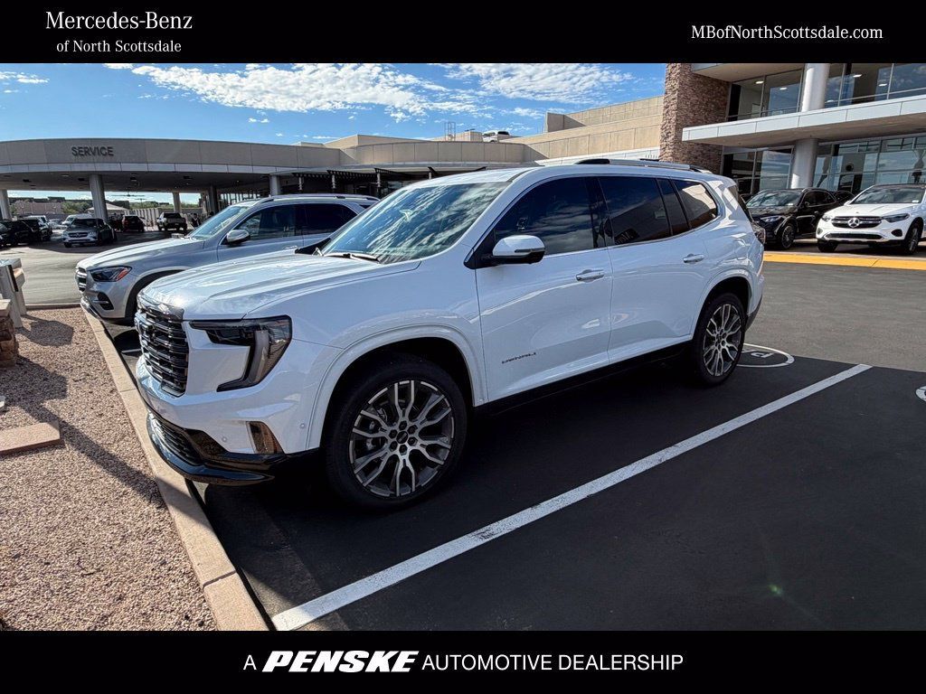 Used 2026 GMC Acadia Denali Ultimate AWD/4WD image 1