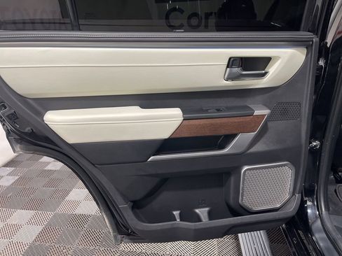 Used 2023 Toyota Sequoia Capstone image 18