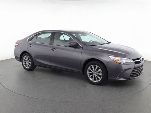 Used 2015 Toyota Camry XLE FWD image 7