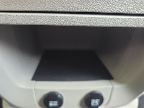 Used 2017 Dodge Grand Caravan SE w/ Power Window Group image 24