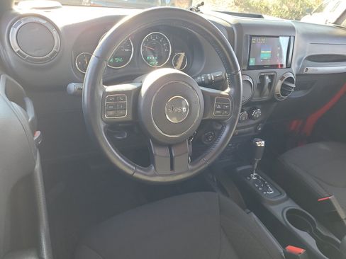 Used 2018 Jeep Wrangler Sport image 11