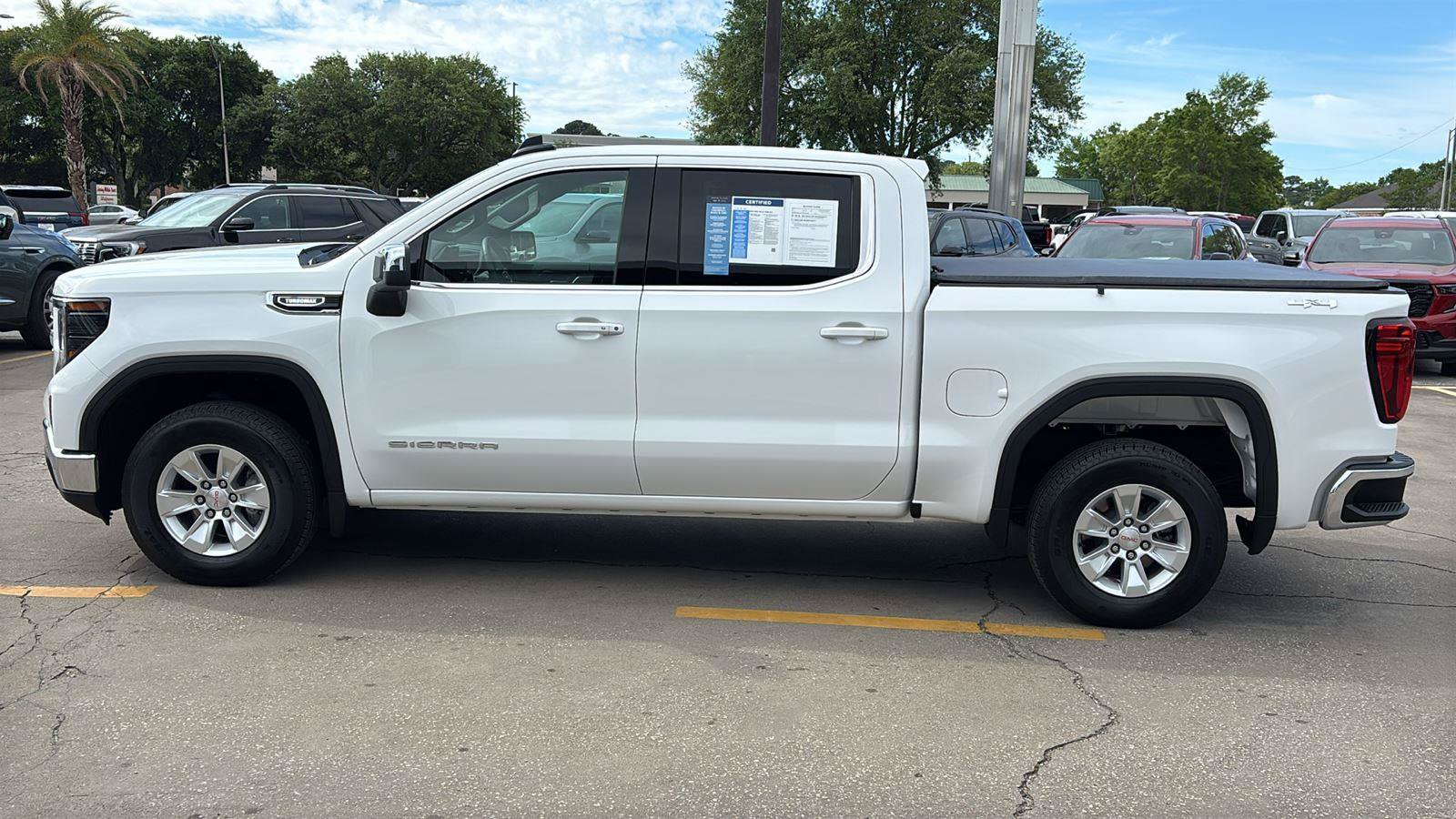 Certified 2025 GMC Sierra 1500 SLE AWD/4WD image 4