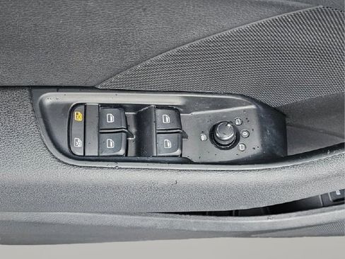 Used 2015 Audi A3 TDI Premium w/ Cold Weather Package image 28