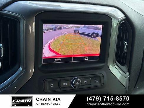 Used 2025 Chevrolet Silverado 1500 Custom Trail Boss AWD/4WD image 17