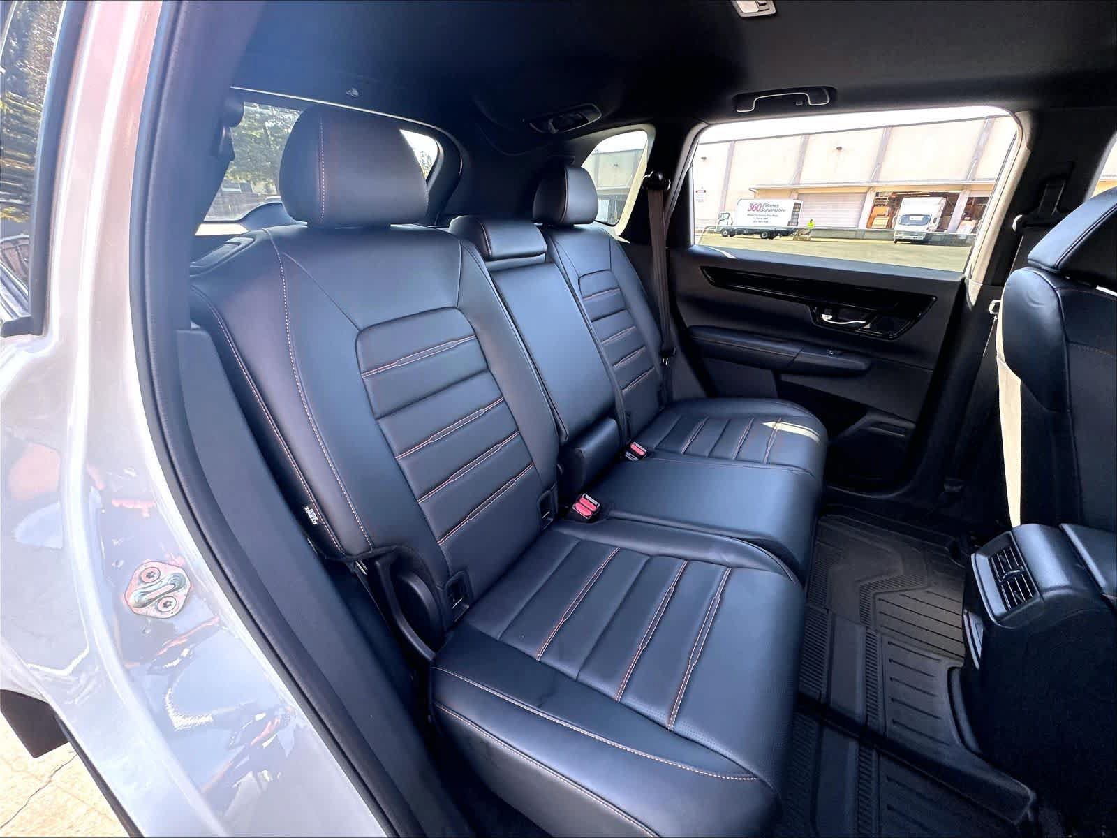 Used 2025 Honda CR-V Sport Touring image 30