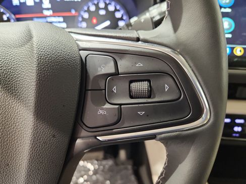 Used 2023 Buick Envision Avenir AWD/4WD image 10