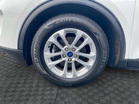 Used 2022 Ford Escape SE image 31