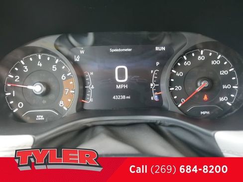 Certified 2025 Jeep Compass Limited AWD/4WD image 43