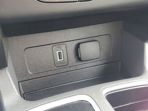 Used 2018 Ford Escape Titanium image 27