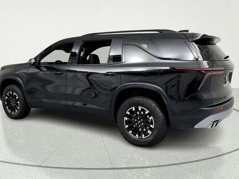Certified 2024 Chevrolet Traverse Z71 AWD/4WD image 3