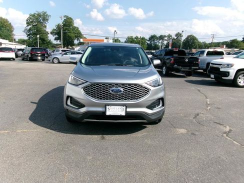 Used 2024 Ford Edge SEL AWD/4WD image 3