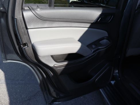 Used 2019 Chevrolet Tahoe LT image 30