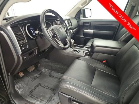 Used 2018 Toyota Sequoia TRD Sport AWD/4WD image 14