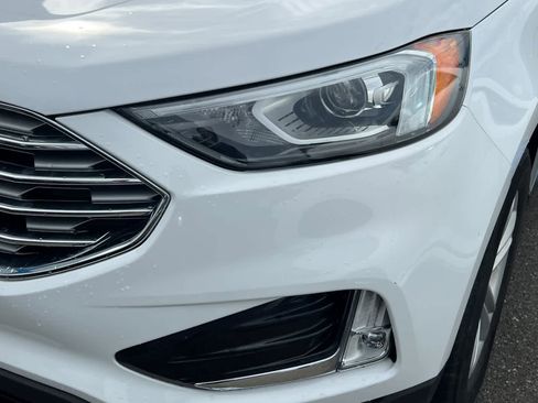 Used 2020 Ford Edge SEL image 11