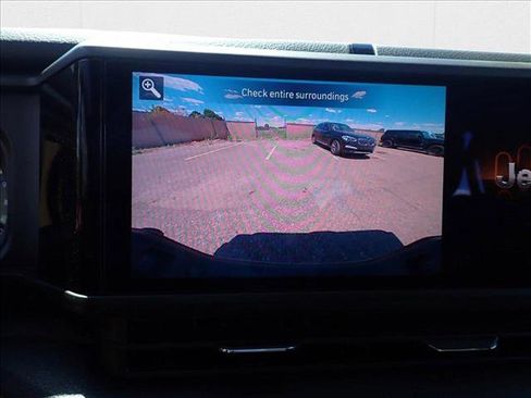 New 2025 Jeep Gladiator Sport image 15