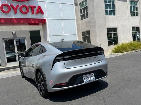 Certified 2023 Toyota Prius Prime FWD image 5