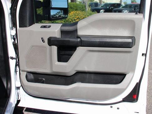 Used 2021 Ford F350 XL w/ Power Equipment Group RWD image 37