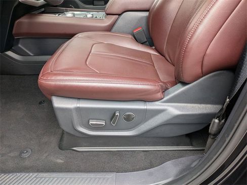 Used 2024 Ford Expedition Limited image 15