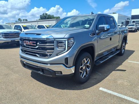 New 2026 GMC Sierra 1500 SLT w/ SLT Premium Plus Package AWD/4WD image 1