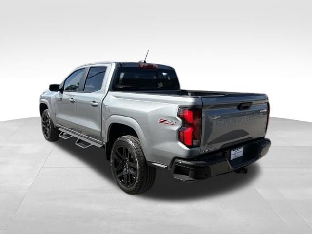 Used 2024 Chevrolet Colorado Z71 w/ Advanced Trailering Package AWD/4WD image 11