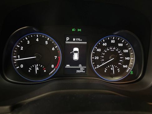 Used 2023 Hyundai Kona SE AWD/4WD image 16