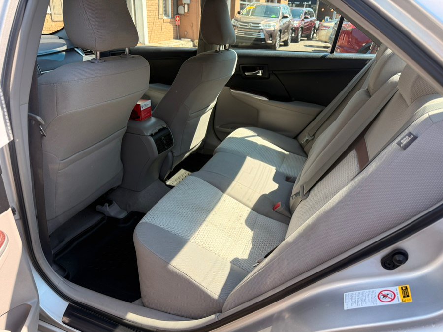 Used 2013 Toyota Camry XLE FWD image 5